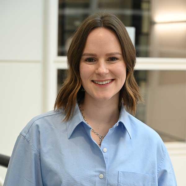 Picture of Lauren Grainger in blue shirt